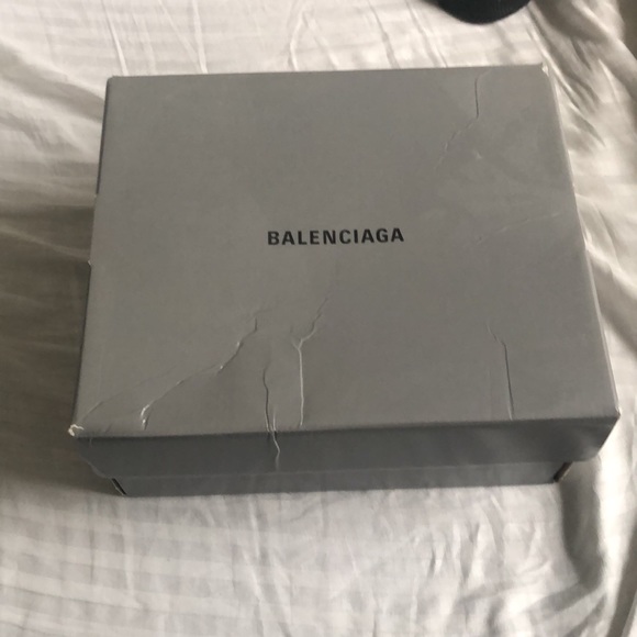 Balenciaga Kids Speed Sneaker - Picture 8 of 9